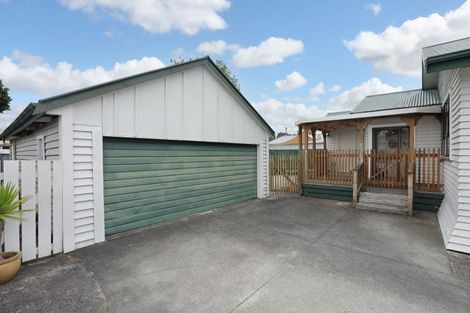 Photo of property in 15 North Street, Feilding, 4702