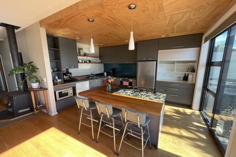 Photo of property in 9 Ocean Parade, Pukerua Bay, 5026