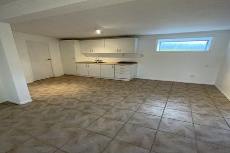 Photo of property in 2 Glenmore Road, Sunnyhills, Auckland, 2010