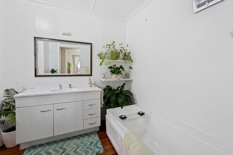 Photo of property in 214 Clayton Road, Mangakakahi, Rotorua, 3015