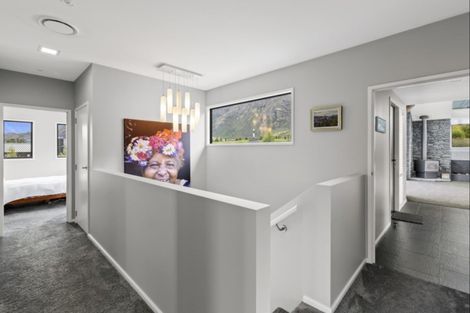 Photo of property in 27 Pendeen Crescent, Jacks Point, Queenstown, 9371