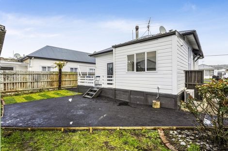 Photo of property in 30 Baker Street, Caversham, Dunedin, 9012