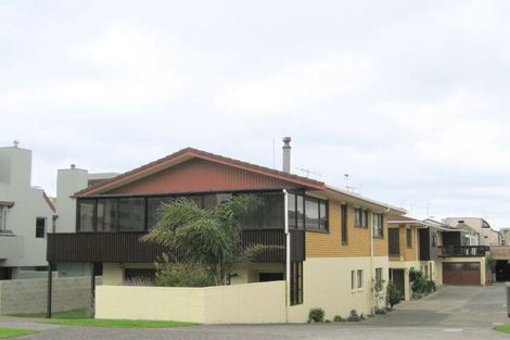Photo of property in 2/6 Leinster Avenue, Mount Maunganui, 3116