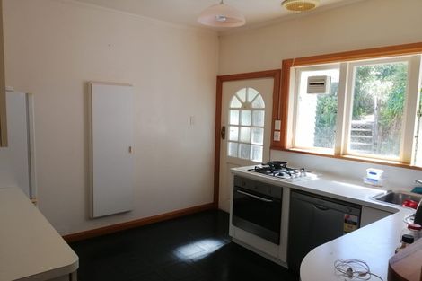 Photo of property in 196 Evans Bay Parade, Roseneath, Wellington, 6021