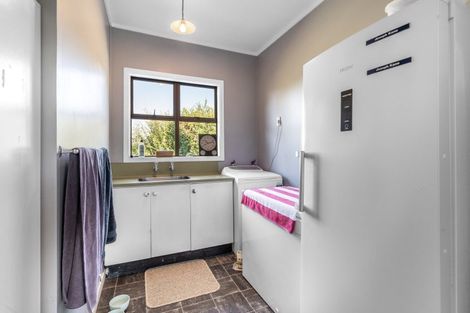 Photo of property in 60 Mccaughan Street, Browns, Winton, 9782