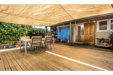 Photo of property in 8 Oraha Road, Huapai, Kumeu, 0810