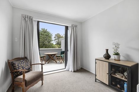 Photo of property in 19a/30 Westward Ho, Glen Eden, Auckland, 0602