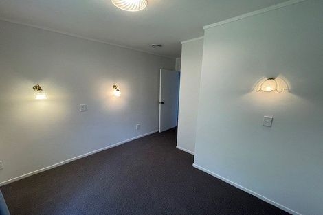 Photo of property in 1/4 Keldale Place, Forrest Hill, Auckland, 0620