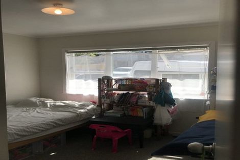 Photo of property in 42 Lingfield Street, Glenfield, Auckland, 0629