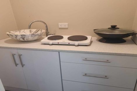 Photo of property in 92b Scott Road, Stanmore Bay, Whangaparaoa, 0932