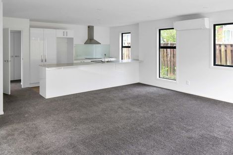 Photo of property in 1a Raymond Terrace, Waterloo, Lower Hutt, 5011