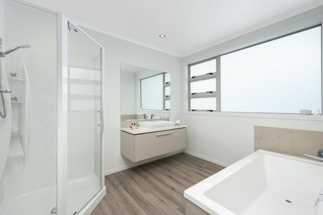 Photo of property in 21 Lakeview Quay, Pyes Pa, Tauranga, 3112