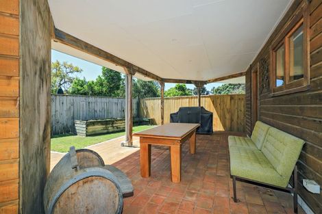 Photo of property in 68 Gillies Crescent, Waimarama, Havelock North, 4294