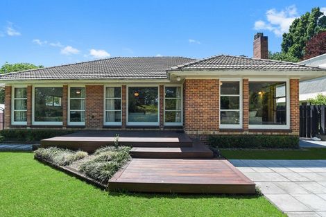 Photo of property in 4 Woodstock Road, Fairfield, Hamilton, 3214