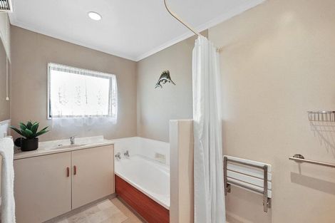 Photo of property in 1/30 Whiteley Street, Moturoa, New Plymouth, 4310