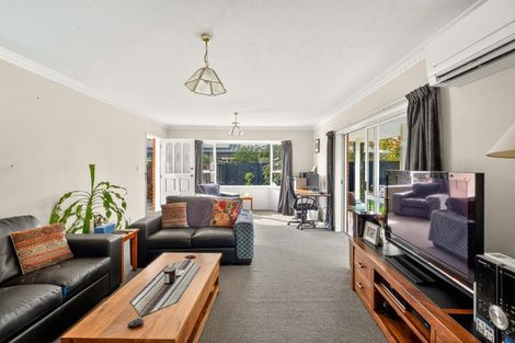 Photo of property in 1/100 Centaurus Road, Huntsbury, Christchurch, 8022