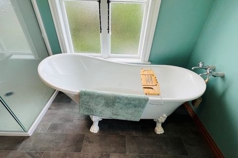 Photo of property in 2/12 Chislehurst Place, Bryndwr, Christchurch, 8052