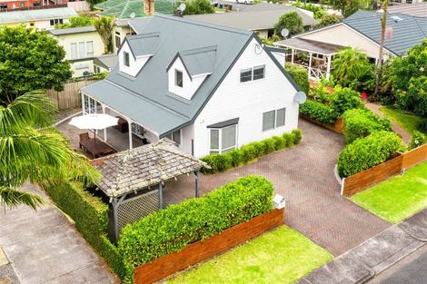 Photo of property in 1a Barberry Lane, Te Atatu Peninsula, Auckland, 0610