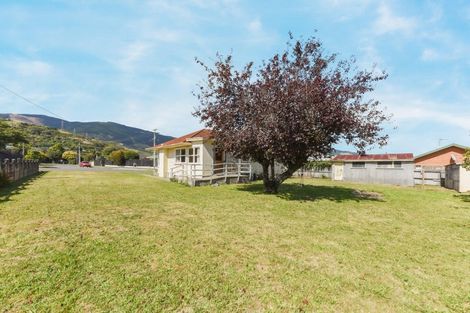 Photo of property in 26 Nikau Street, Stoke, Nelson, 7011
