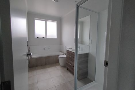 Photo of property in 4 Pioneer Crescent, Omokoroa, 3114