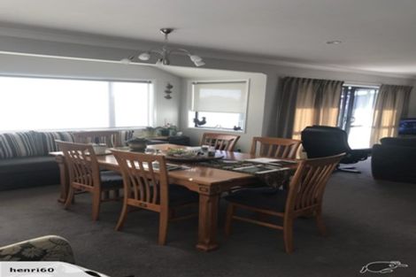 Photo of property in 19 Waynes Place, Pukekohe, 2120