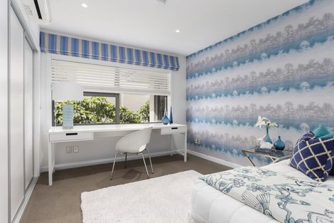 Photo of property in 14 Churchill Road, Murrays Bay, Auckland, 0630