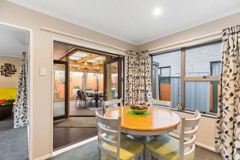 Photo of property in 4 Meadowbrook Drive, Cloverlea, Palmerston North, 4412