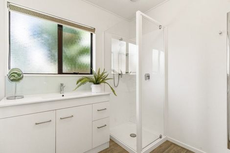 Photo of property in 2/26 Otanerua Road, Hatfields Beach, Orewa, 0931