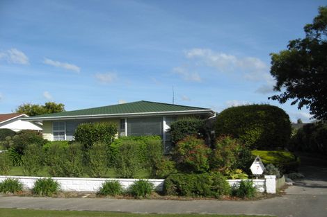 Photo of property in 7 Glenside Avenue, Ilam, Christchurch, 8041