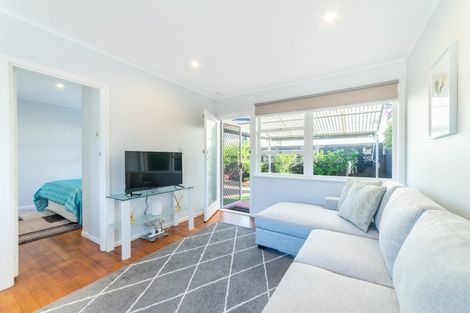 Photo of property in 2/14 Waterloo Road, Milford, Auckland, 0620