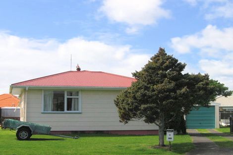Photo of property in 17 Tahara Crescent, Mount Maunganui, 3116
