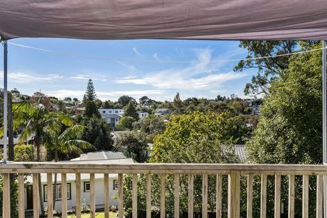 Photo of property in 1/16 Weldene Avenue, Glenfield, Auckland, 0629