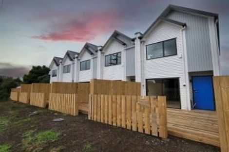 Photo of property in 1/11 Rimu Street, New Lynn, Auckland, 0600