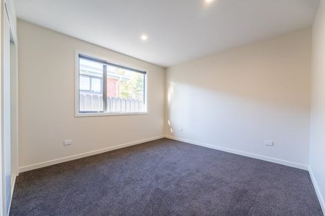 Photo of property in 20c Beach Road, Castor Bay, Auckland, 0620