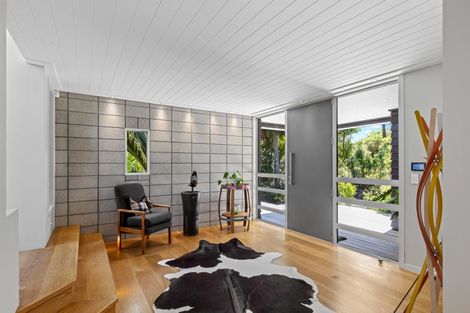 Photo of property in 28 Matheson Bush Road, Leigh, 0985