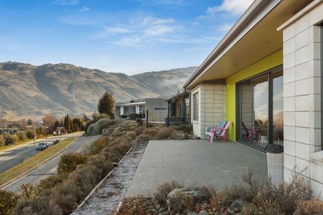 Photo of property in 36 Shields Street, Clyde, 9330