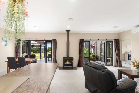 Photo of property in 27 Whiting Drive, Wakefield, 7025