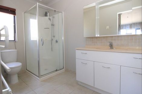 Photo of property in 134 Puka Crescent, Matarangi, Whitianga, 3592