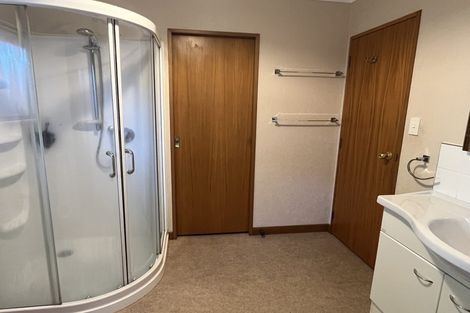 Photo of property in 9a Phoenix Avenue, Hokowhitu, Palmerston North, 4410