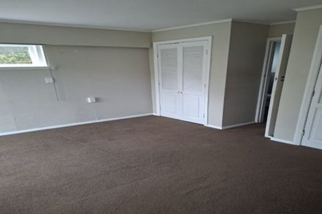 Photo of property in 18 Ranui Terrace, Tawa, Wellington, 5028