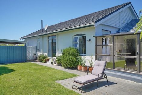 Photo of property in 120 Blackett Street, Rangiora, 7400