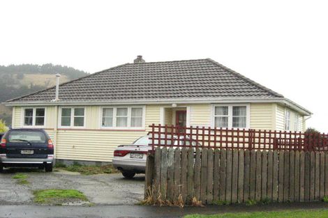 Photo of property in 7 Freyberg Avenue, Sawyers Bay, Port Chalmers, 9023