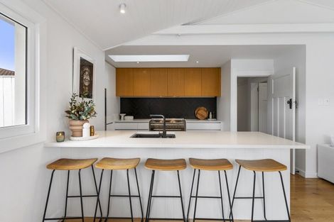 Photo of property in 15 David Street, Bayswater, Auckland, 0622