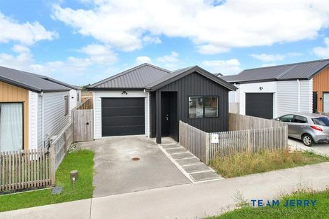 Photo of property in 37 Bannockburn Road, Opaheke, 2113