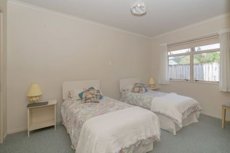 Photo of property in 2 Parkland Place, Whitianga, 3510