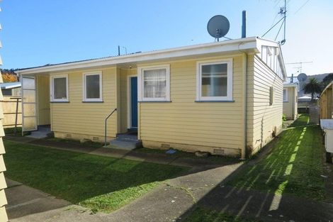 Photo of property in 1a Tocker Street, Taita, Lower Hutt, 5011