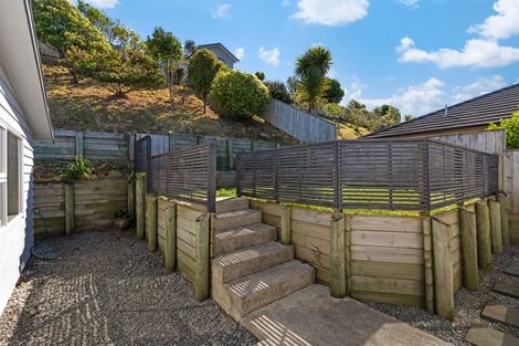 Photo of property in 18 Dusky Crescent, Aotea, Porirua, 5024