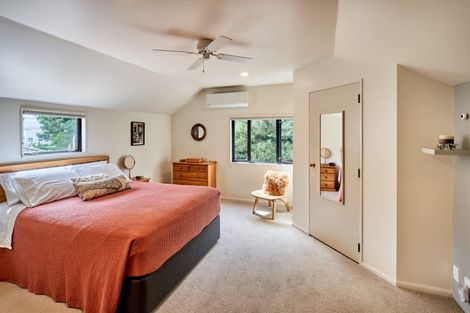 Photo of property in 2/139 Knights Road, Hutt Central, Lower Hutt, 5010