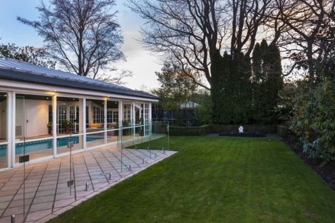 Photo of property in 9 Waiwetu Street, Fendalton, Christchurch, 8052