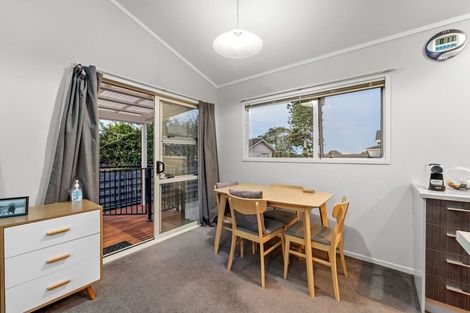 Photo of property in 21a Sabot Place, Massey, Auckland, 0614